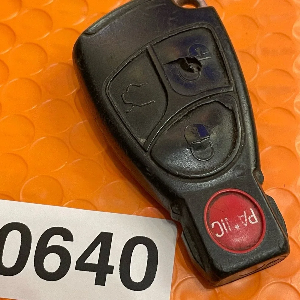 ✅Mercedes-Benz Smart Key Fob Remote 4 Button Entry Keyless Transmitter#️⃣0640
